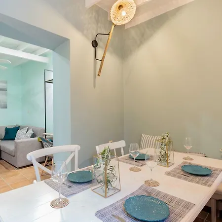 Dom wakacyjny A33 Rhodes Old Town House *