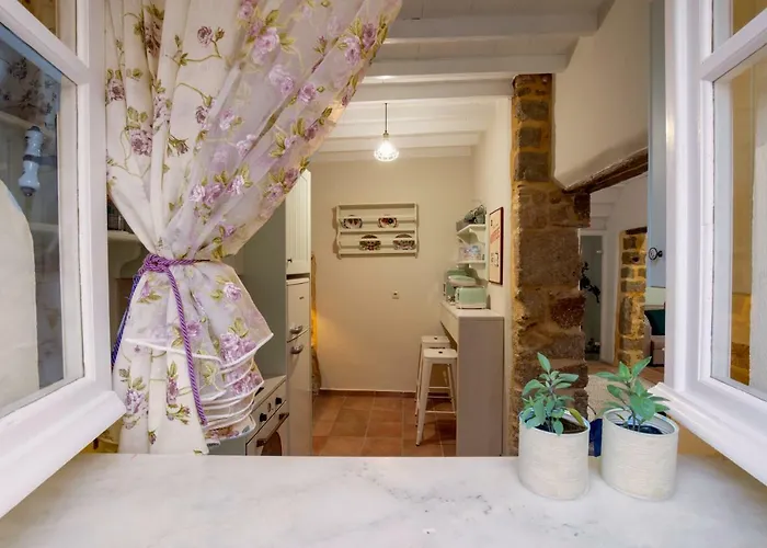 Feriehus A33 Rhodes Old Town House *